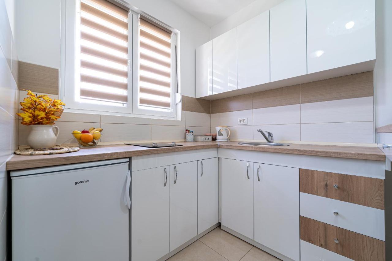 Apartments Gruda Τσέτινιε Εξωτερικό φωτογραφία