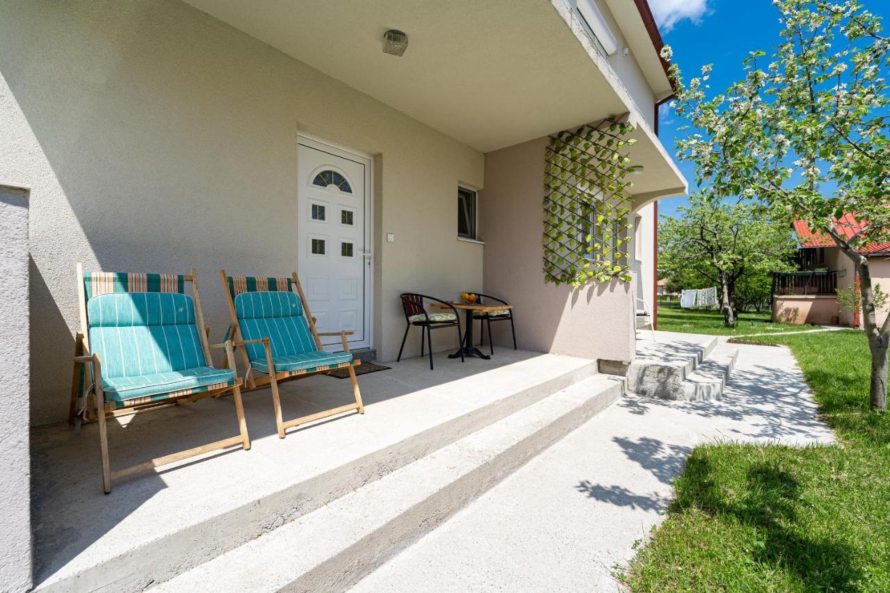 Apartments Gruda Τσέτινιε Εξωτερικό φωτογραφία